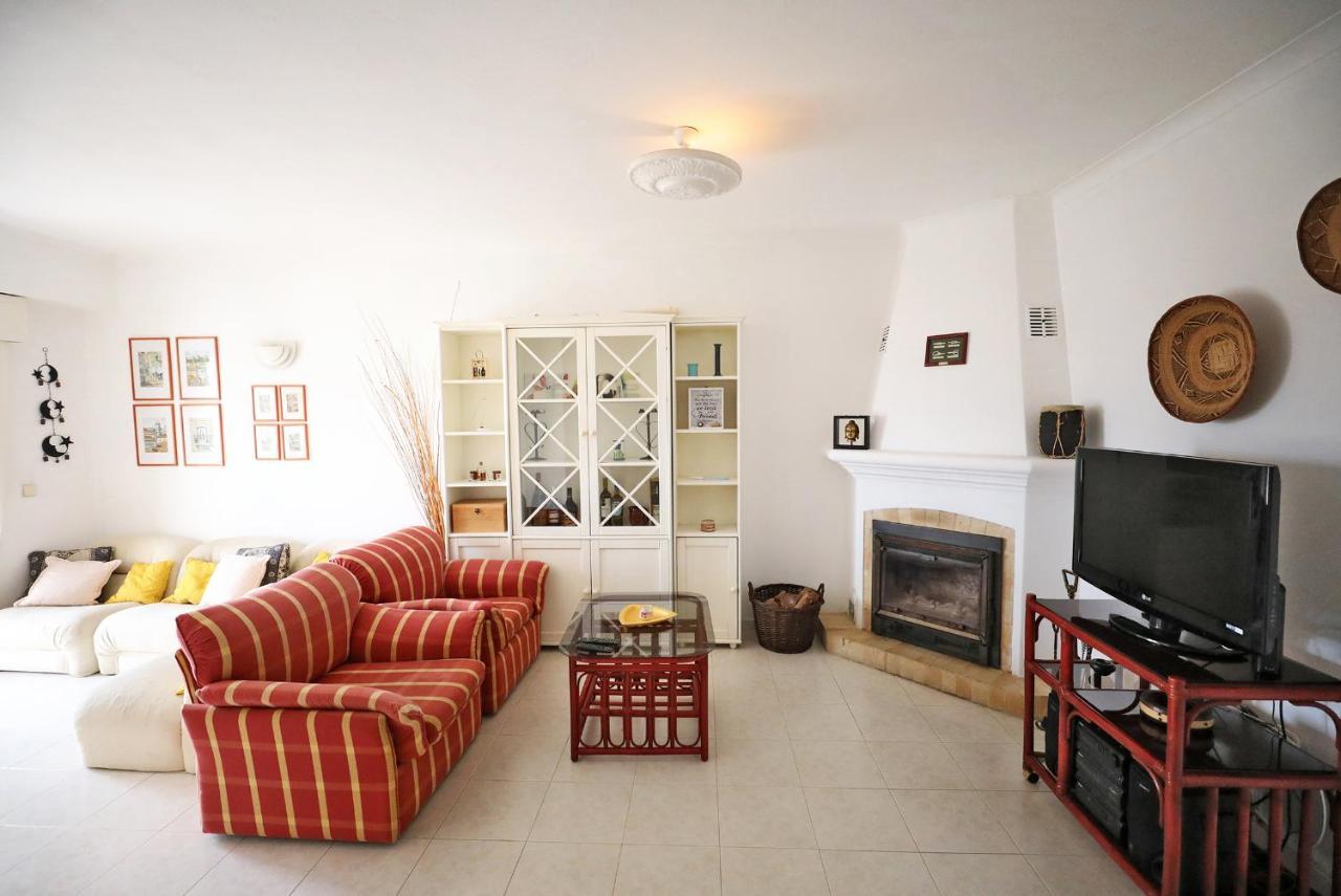 B60 - Promenade View Apartment